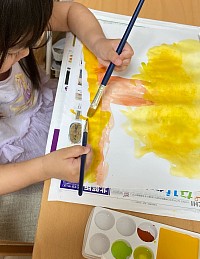 4歳児と水彩画